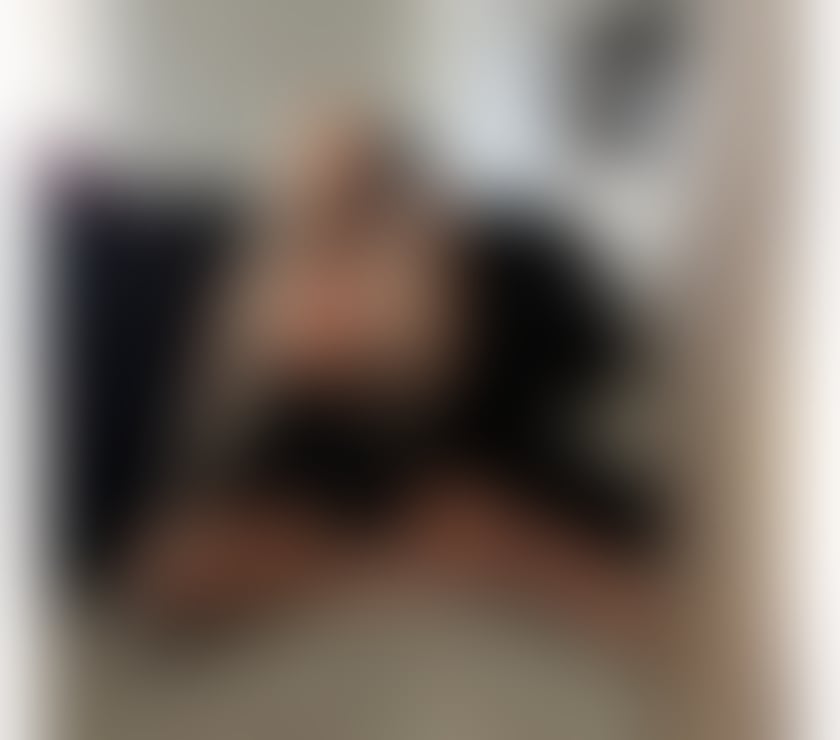 Escorts Warrington Town Centre Warrington - Photos for Available all time text me 😘