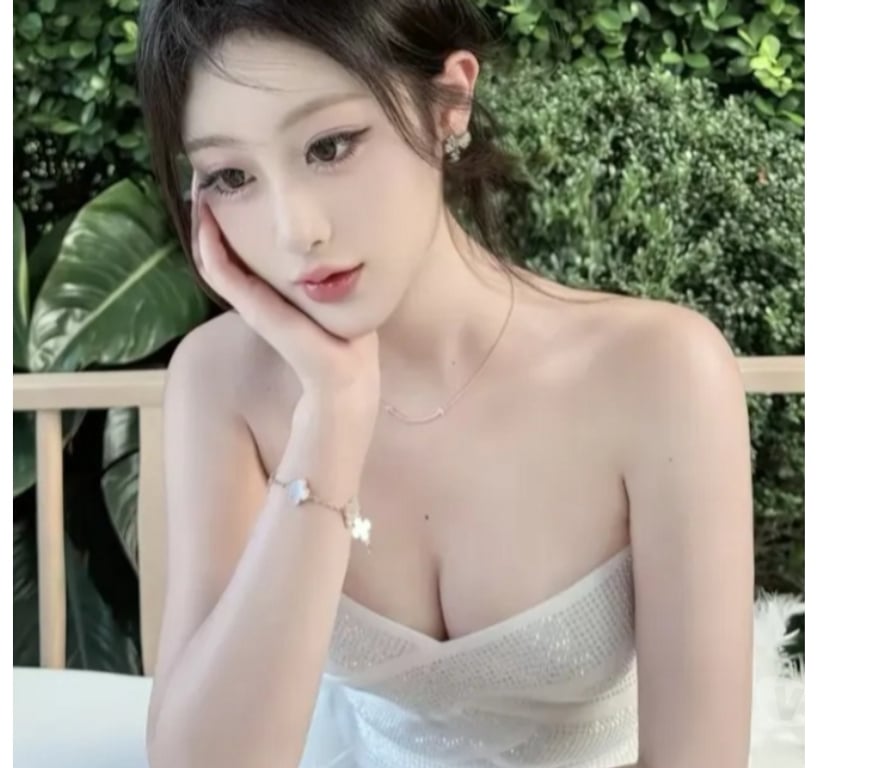 Escorts Kent Thanet - Photos for 07943781209✨ Elegant Refined Presence ✨