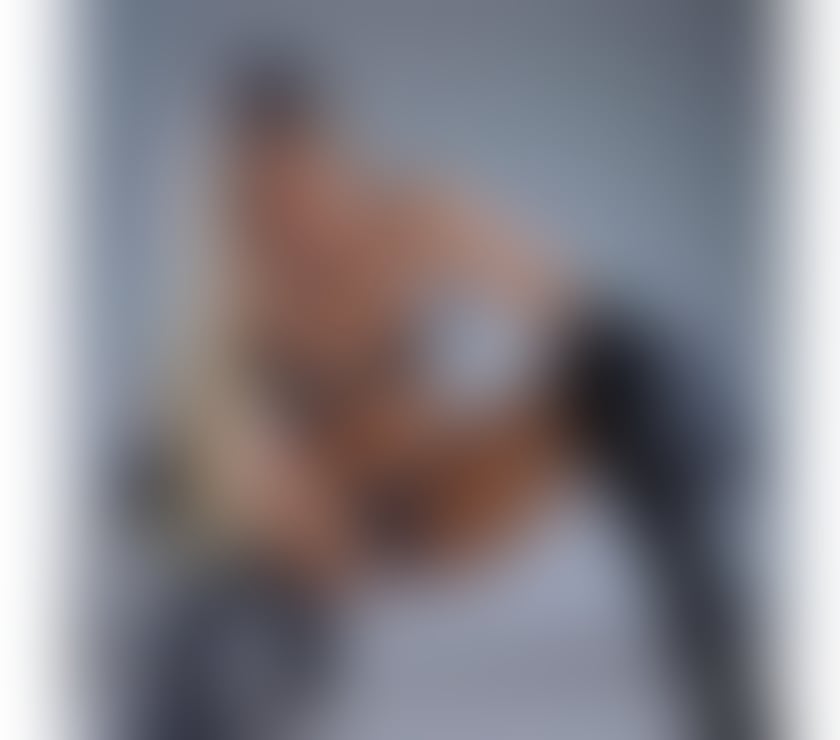 Escorts Hampshire Portsmouth - Photos for LAURA NEW ARRIVE 🥵🥳🥰YOUR FANTASY 😋😋