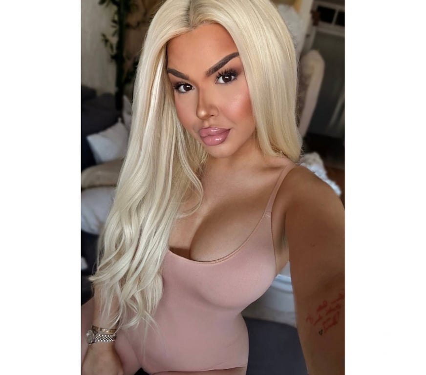 Escorts Swansea - Wales Swansea City Centre - Swansea - Photos for Eliz hottest girl in town ! Real and geniue 100% !