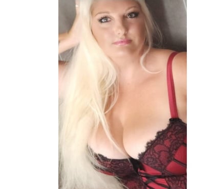 Escorts Wormley Broxbourne - Photos for Big busty blonde
