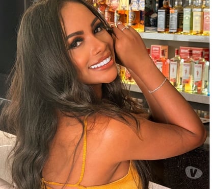 Escorts Birmingham City Centre Birmingham - Photos for Luna, a petite and sexy Brazilian girl.