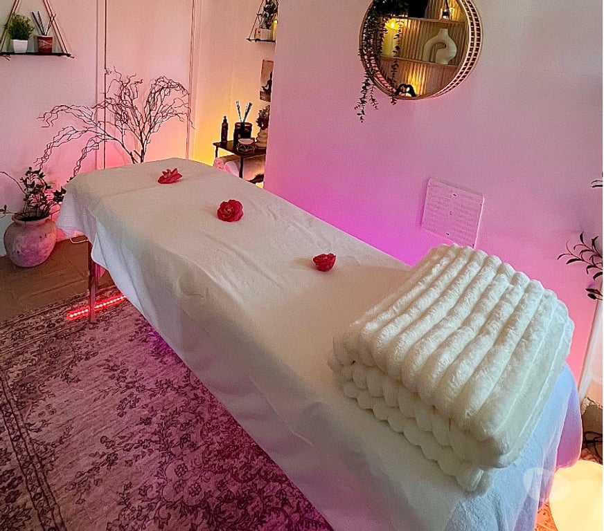 Full body massage West London Chiswick - West London - Photos for Deep tissue, Swedish and Sensual - Massage