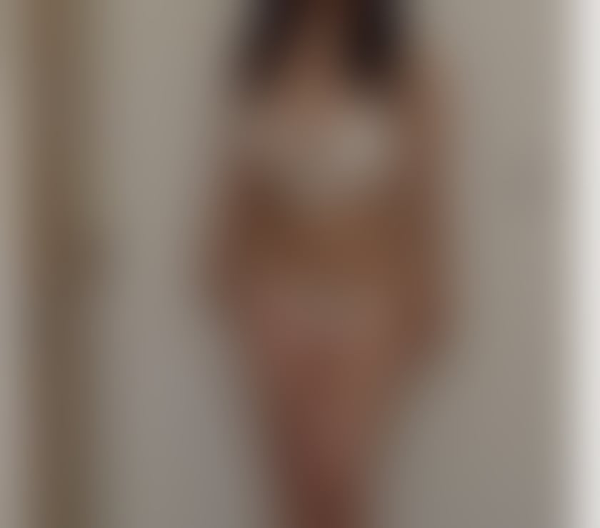 Escorts Wokingham Barkham - Wokingham - Photos for Mature Mixed race MILF in Wokingham RG41