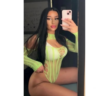 Escorts Redhill Reigate and Banstead - Photos for MIRA🔥NAUGHTY GIRL🔞🍭 FUN Party🎉OUTCALL