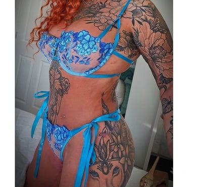  Escorts & Erotic Massage Attleborough Nuneaton and Bedworth - Photos for Outcall only cheeky Charlii 😍 supermilf 57!!