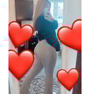 ONLINE 🩷 Dirty & sweet , message me now 🍑