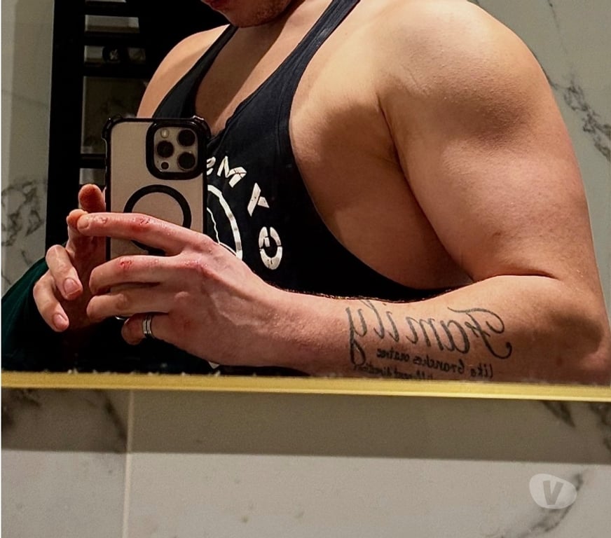  Gay massage Essex Thurrock - Essex - Photos for Russian BIG ASS IN HOTEL