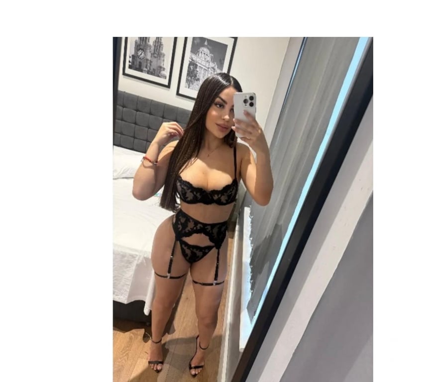 Escorts South West London Sutton - Photos for Daria Brazilian 🇧🇷 Big ass🍑 REAL PIC