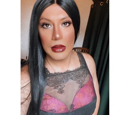 Trans Escorts Canterbury City Centre Canterbury - Photos for Beautiful Tgirl with massive curved tool. ❤️‍🔥🔥