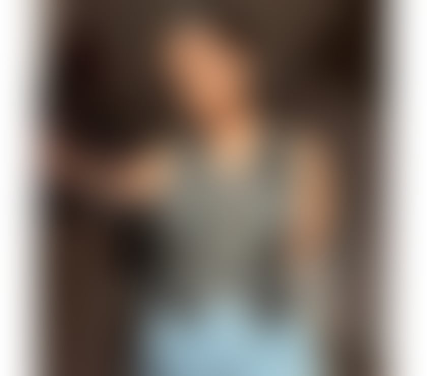 Hey love im midget contact me on whatsapp