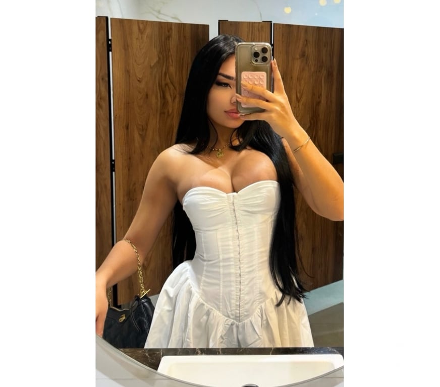 Escorts Staffordshire Stoke-on-Trent - Photos for ✨🥵Brunette 💫HOT BODY BEAUTIFUL💋🔥