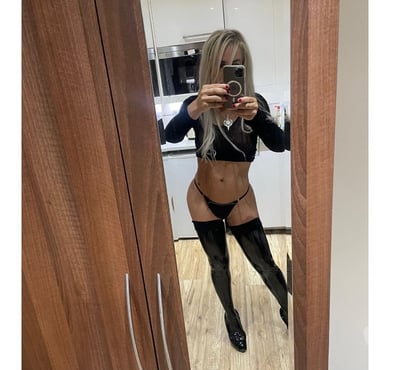  Escorts Dentons Green Saint Helens - Photos for JADE BLOND PARTY GIRL🍾🥂🎉 24h