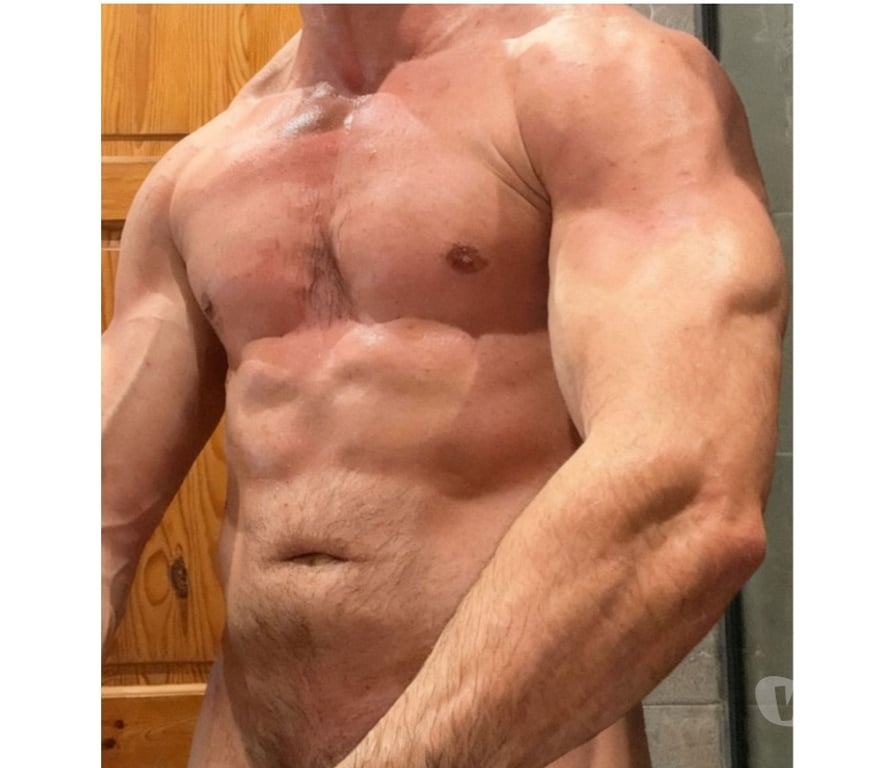 Escorts Merseyside Saint Helens - Photos for Male Masseuse New Boy