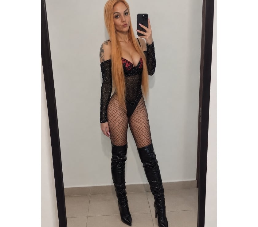 Beeston - Leeds — Hi boys Italy girl❗️incall & outcall 24h party 🥳