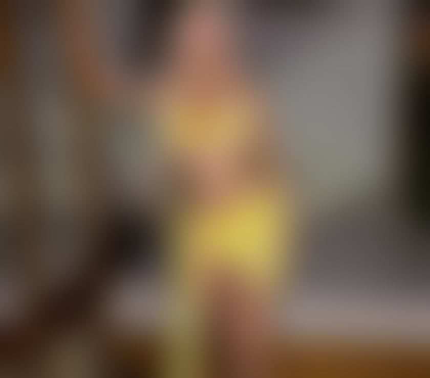 Photos for Kamilla party girl🇧🇷💯🥰💋