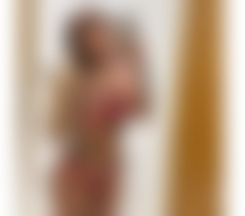 Escorts Essex Basildon - Photos for New Beauty in Town Luna -Don’t Miss Out !!!