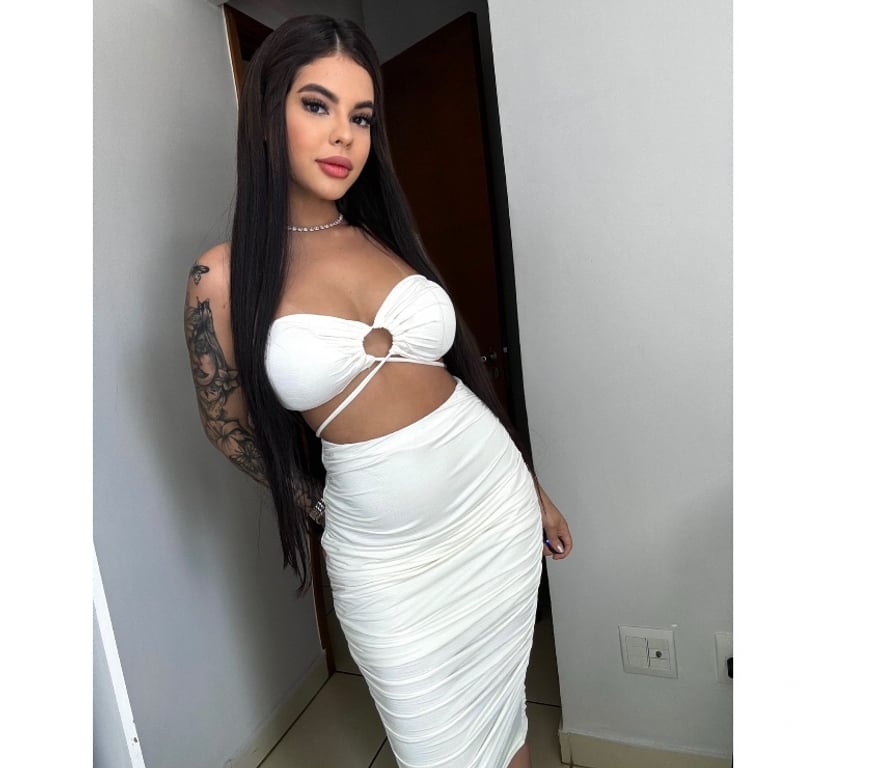 Escorts West Sussex Chichester - Photos for STUNNING BRUNETTE 🦋✨