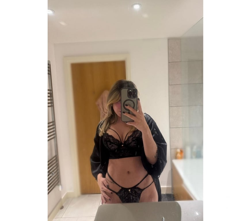 Escorts Lancashire Burnley - Photos for 🌸NEW HERE💕AMAZING BLOND🥂PARTY
