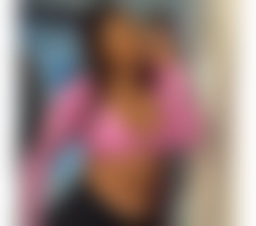 Escort Romford Havering - Photos for AMAZING BRUNETTE FIRST TIME IN TOWN