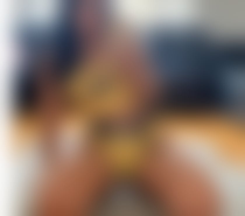 Escort Romford Havering - Photos for AMAZING Light skin FIRST TIME IN TOWN