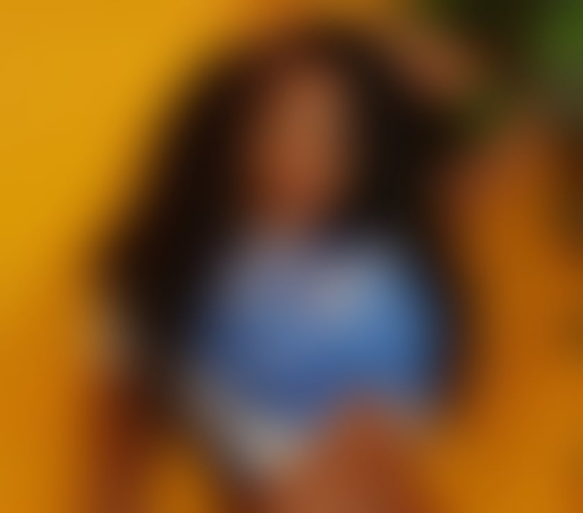 🍒NAUGHTY 🪩 🔝HOTTEST BRUNETTE 🔝PARTY