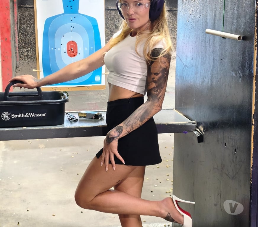 Adult Entertainment South West London Kingston upon Thames - Photos for VIDEOCALL & MORE ON WHATSAPP +447305536221