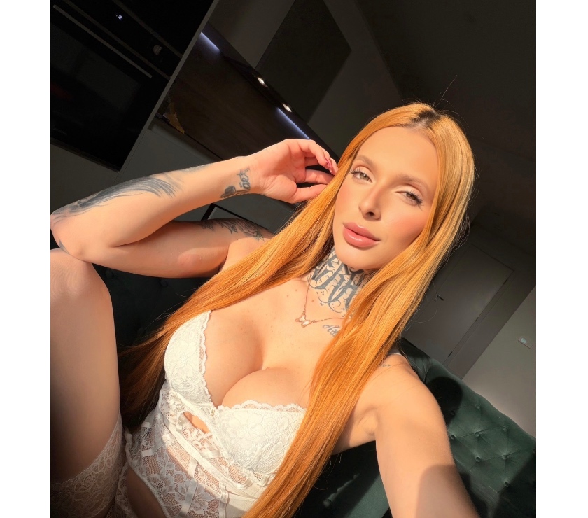 Massage Escorts & Erotic Massage Birmingham City Centre Birmingham - Photos for NEW! Stunning Brazilian Doll 🇧🇷 Green Eyes