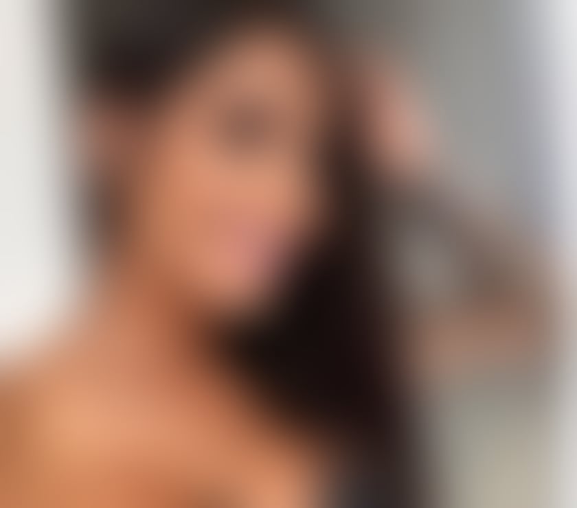 Carolina's first time in Manchester ❗️🇧🇷