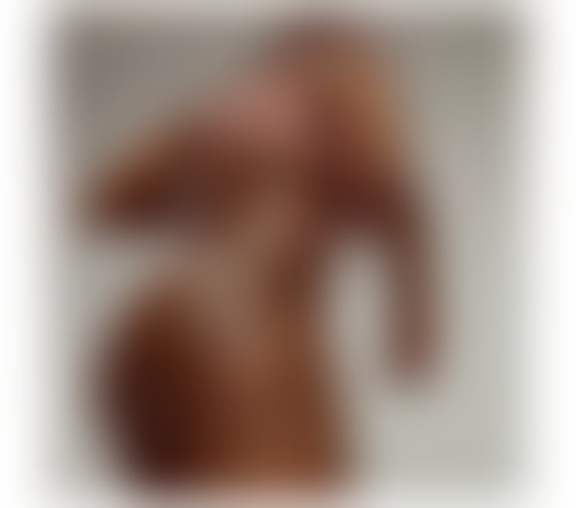 Escorts Malone Belfast - Photos for Mature discreet lady in town