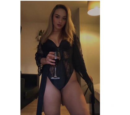 Escort Bromley Town Centre Bromley - Photos for SOFIA Brazilian🇧🇷REAL PHOTOS💥SWEETIE SEXY👅party