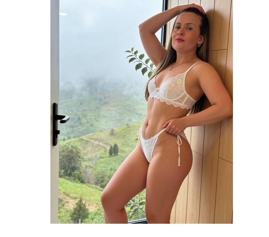 Escorts Buckinghamshire Aylesbury - Buckinghamshire - Photos for Girl 🇧🇷🍯 In town 🎉