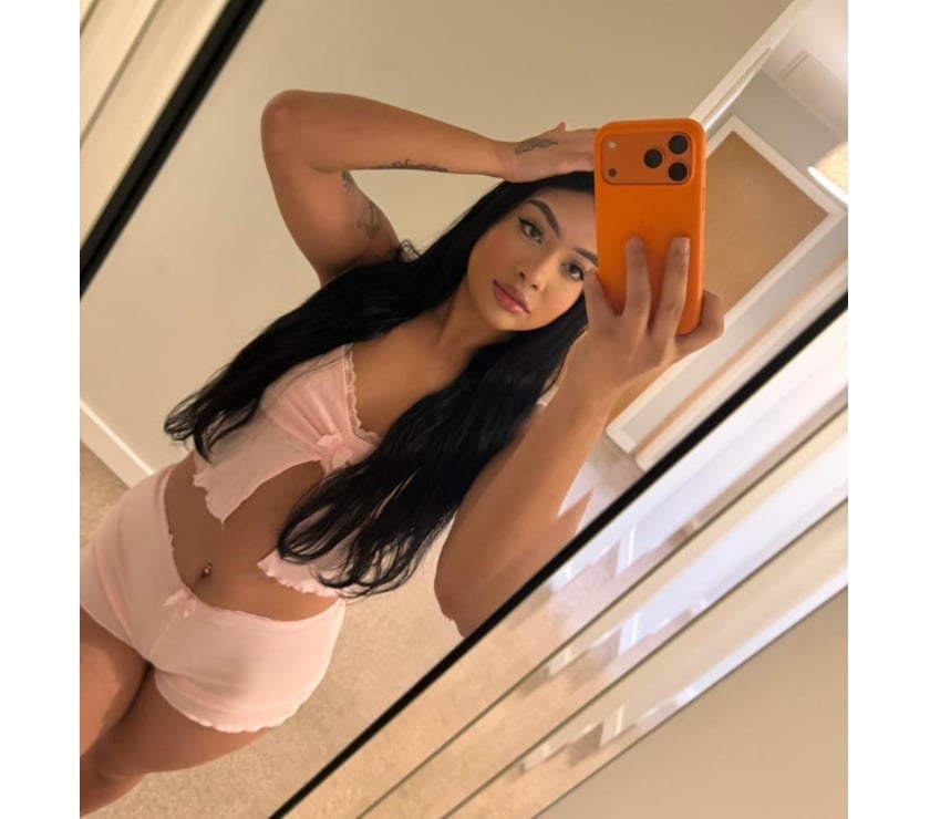 Escort Leeds City Centre Leeds - Photos for LIA BEAUTIFUL BRAZILIAN IN THE CITY 🇧🇷🔥