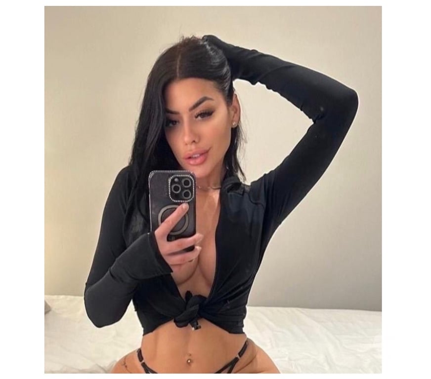 Escorts Warwickshire Warwick - Photos for 🔥 BELLA HOT GIRL🫦PARTY🥂UPPER CLASS💯REAL 🇧🇷