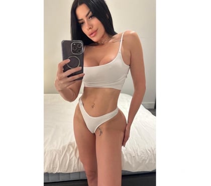 Escort Sutton Town Centre Sutton - Photos for 🔥 BELLA HOT GIRL🫦PARTY🥂UPPER CLASS💯REAL 🇧🇷