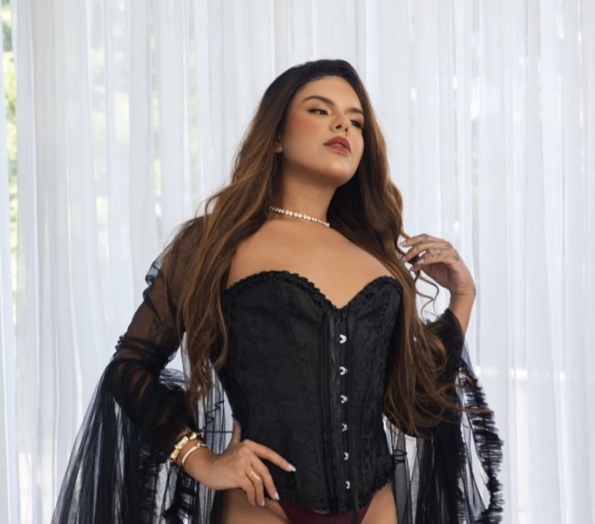 Transsexual Escorts Canary Wharf East London - Photos for Anne SWEET 💋 HOTPARTY 🇧🇷