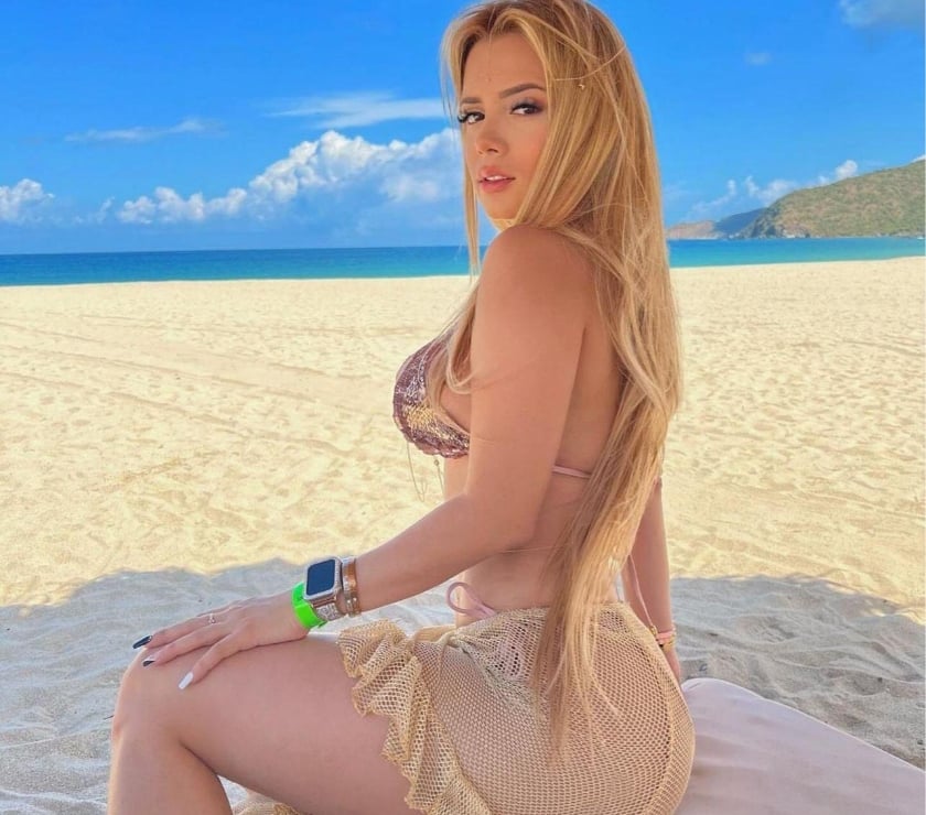 Escorts Devon Exeter - Photos for Indulge Your Desires: Where Luxury Meets Seduction