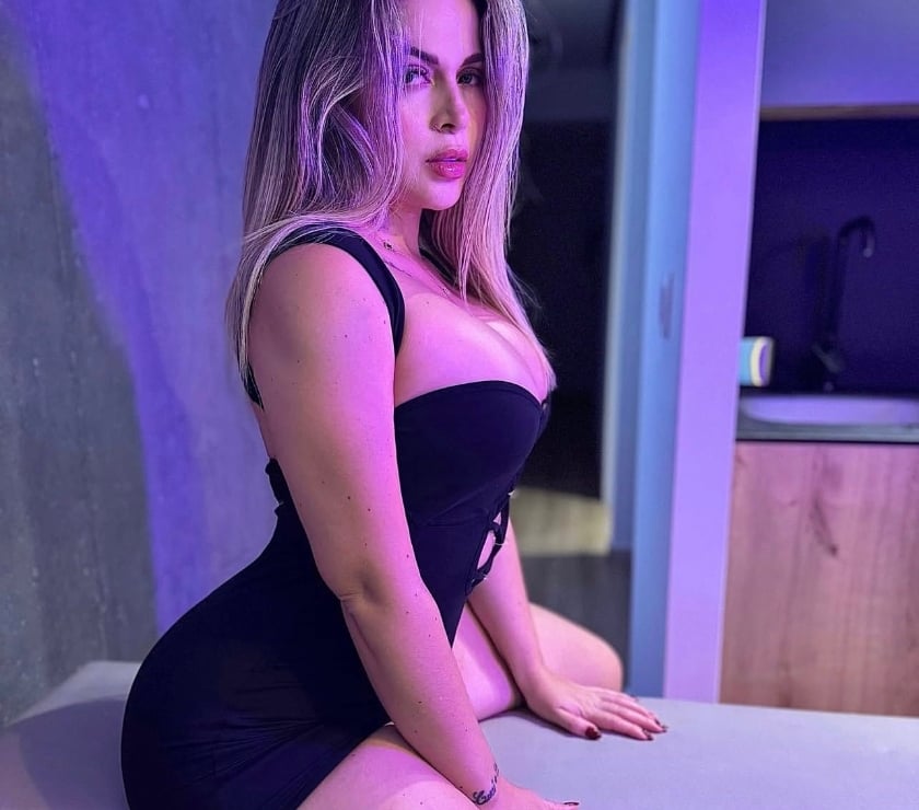 Embrace your wildest cravings with me