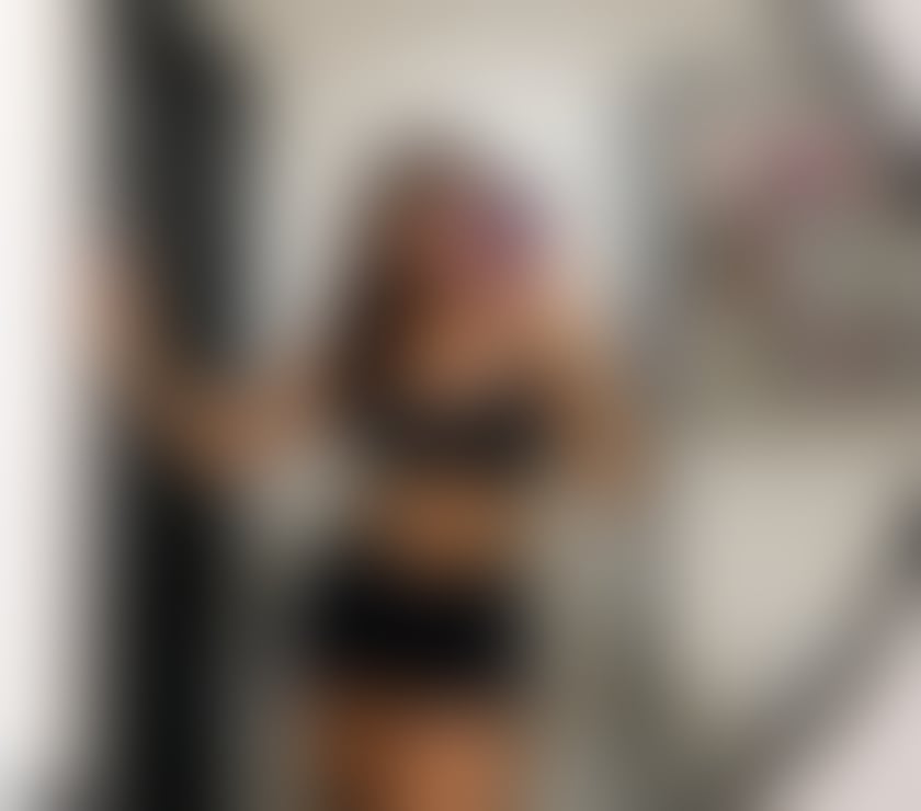 Escorts Croydon Croydon - Photos for Brazilian party girl 😻