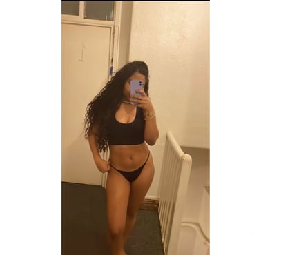 Escorts Croydon Croydon - Photos for Brazilian party girl 😻