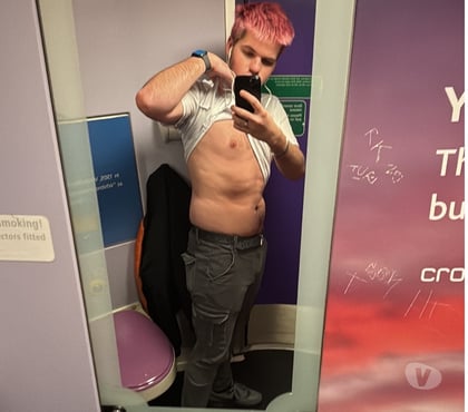 Gay escorts Reading West Berkshire - Photos for Chill hairy guy