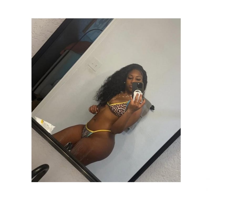 Escorts Greater Manchester Wigan - Photos for Latina good service party