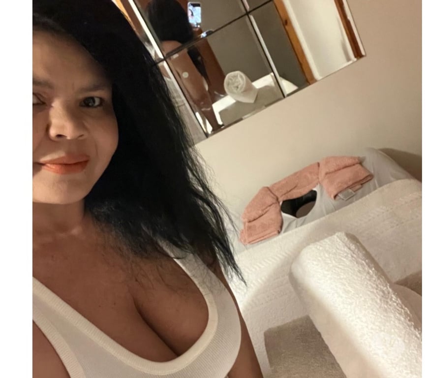 Escorts Highland Inverness - Highland - Photos for Relaxing 🔝massage with hot oil🌺🌸🌼