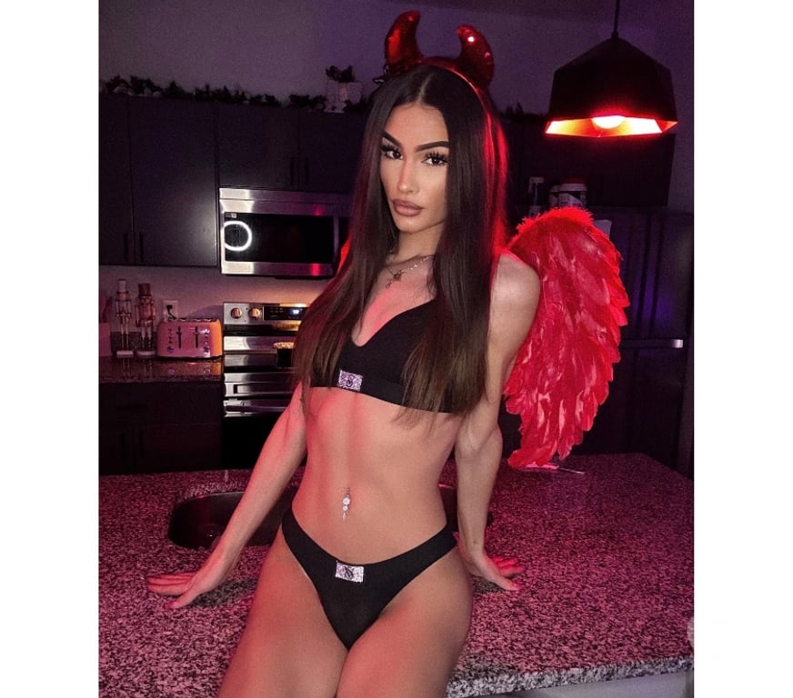 Trans Escorts Shropshire Telford and Wrekin - Photos for MIA COLUCCI 💕 First time in Telford