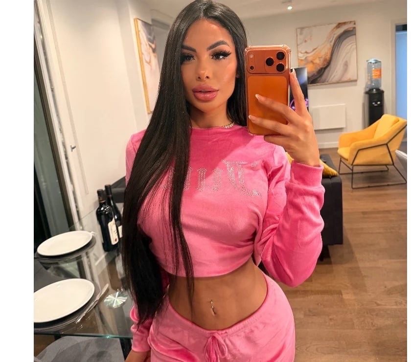  Escorts & Erotic Massage London Bridge Station Central London - Photos for 💋Isabella 🌸best party full services 💯call me!!