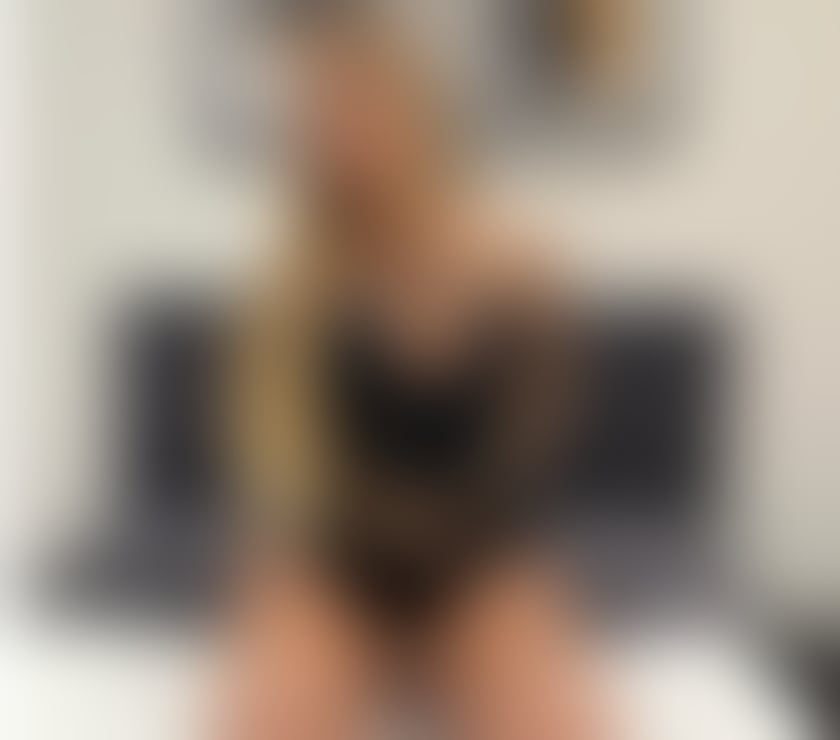 Escorts East London Canary Wharf - East London - Photos for Charlotte Sweet Blond 🇧🇷🍑💋