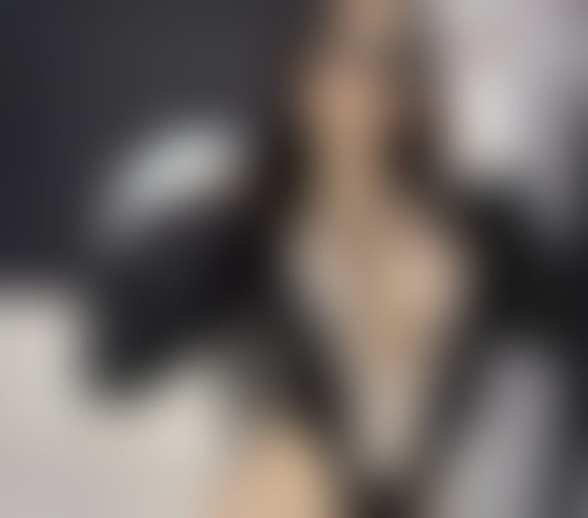 New Brunette beautiful girl ❤️🥰😘