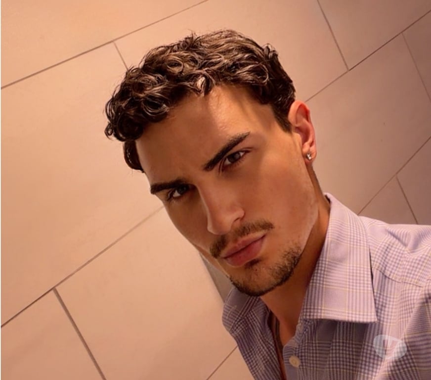  Gay massage East Sussex Brighton - Photos for Handsome European | Discreet and Relaxed