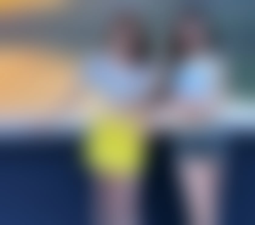 Photos for 👠Oriental lady ,A pair of warm smile waiting for you