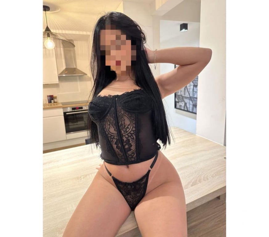 Escorts Greater Manchester Manchester - Photos for Hey I’m hanna I’m New Here 🩷❤️